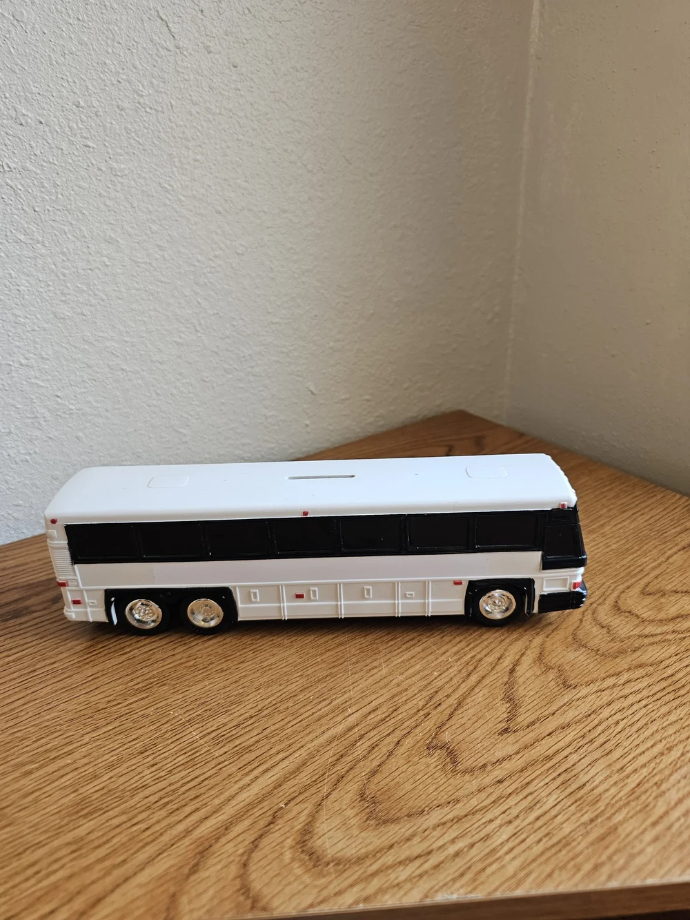 4/$10 Bus Toy Bank 10 Inch Plastic Vehicle